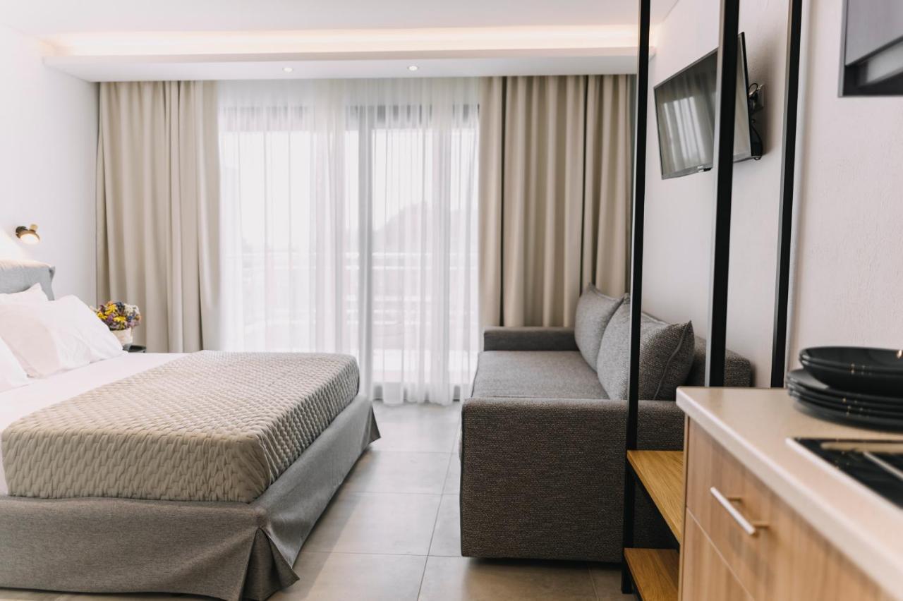 Blue Stone Luxury Suites Limenaria  Bagian luar foto