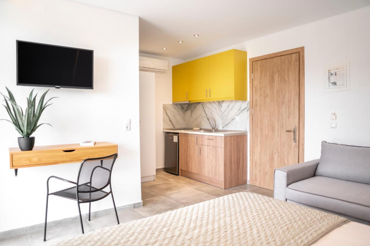 Blue Stone Luxury Suites Limenaria  Bagian luar foto