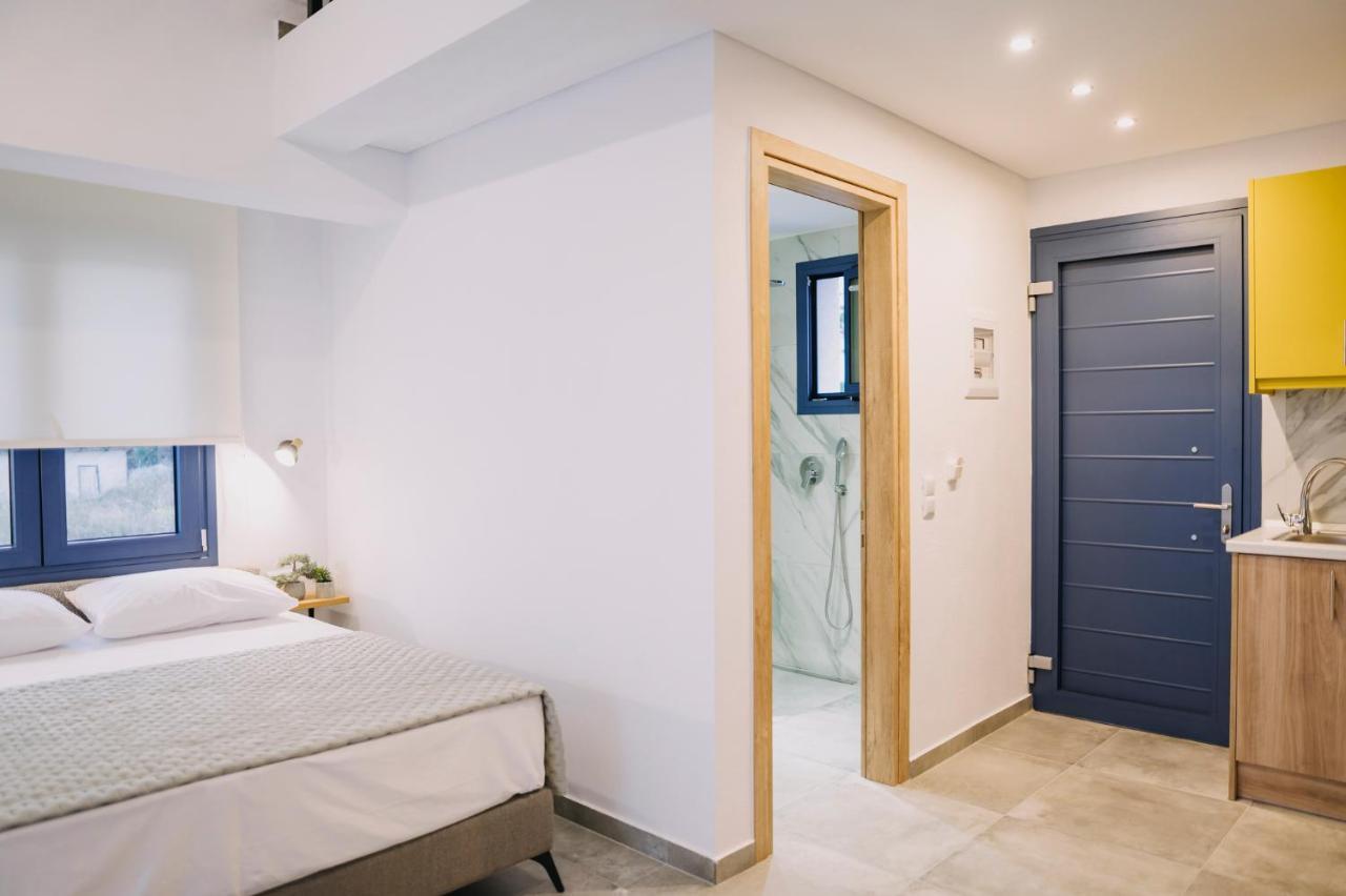 Blue Stone Luxury Suites Limenaria  Bagian luar foto